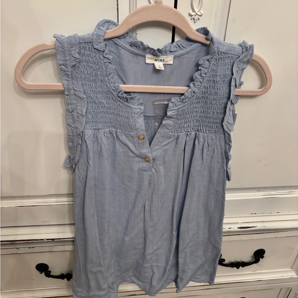 Women’s size small blue top